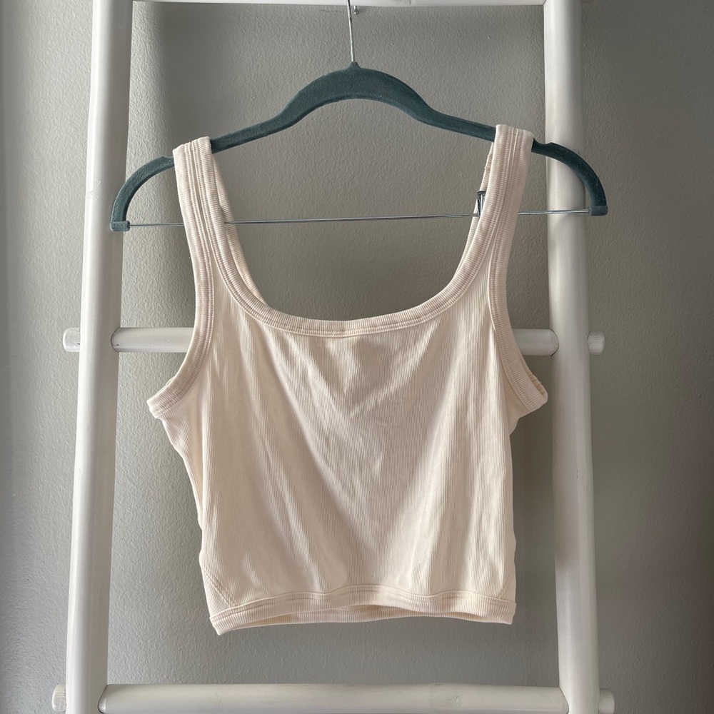 Lululemon cream tank top size 8